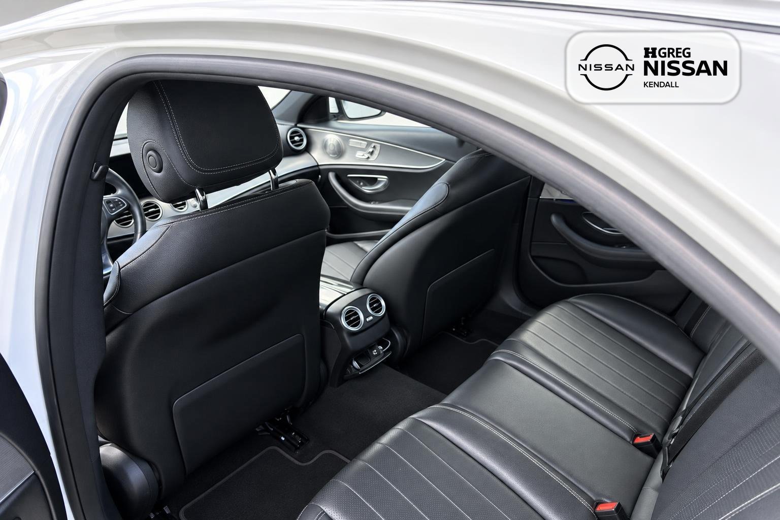Used 2017 White Mercedes-Benz E 300 image 10
