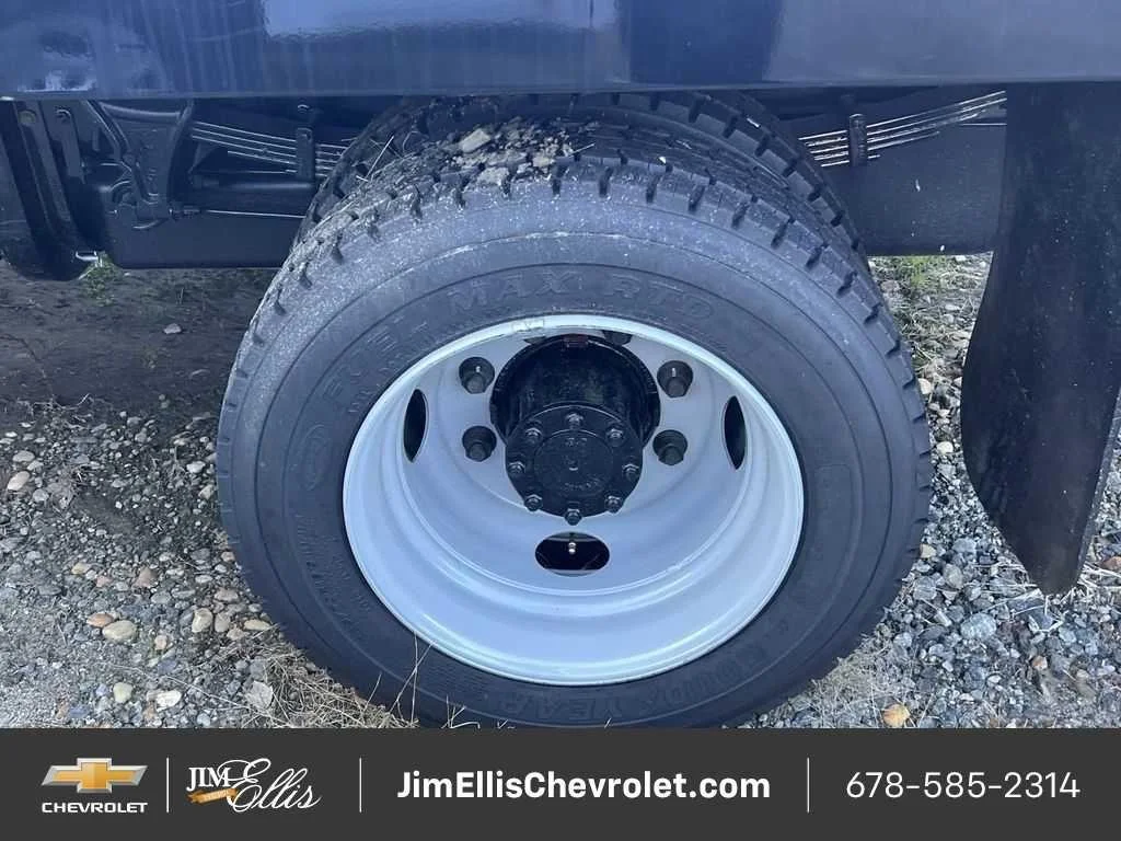 New 2024 Summit White Chevrolet Work Truck image 8