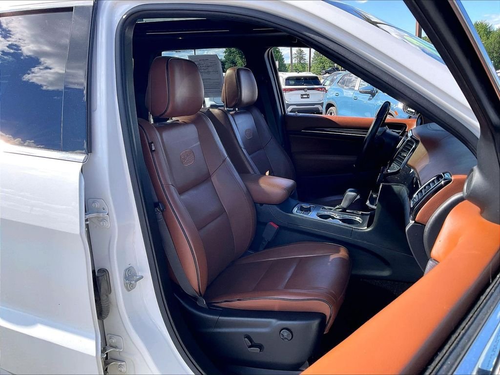 Used 2021 Bright White Clearcoat Jeep Overland image 10