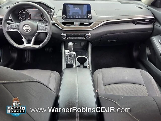 Used 2024 Silver Nissan 2.5 SV image 9
