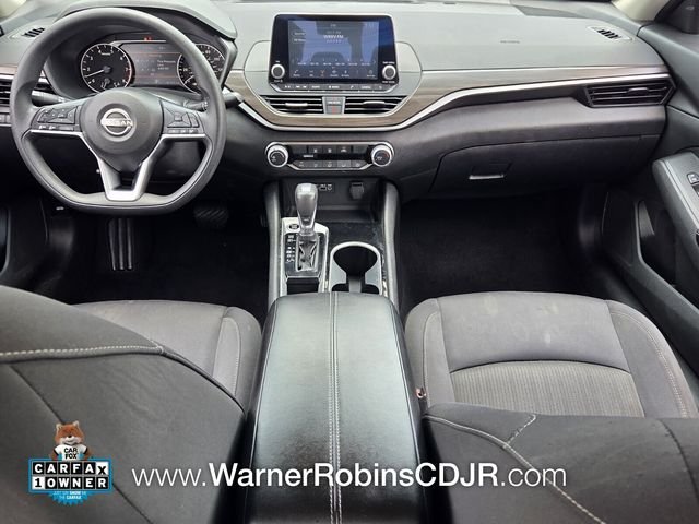 Used 2024 Silver Nissan 2.5 SV image 9