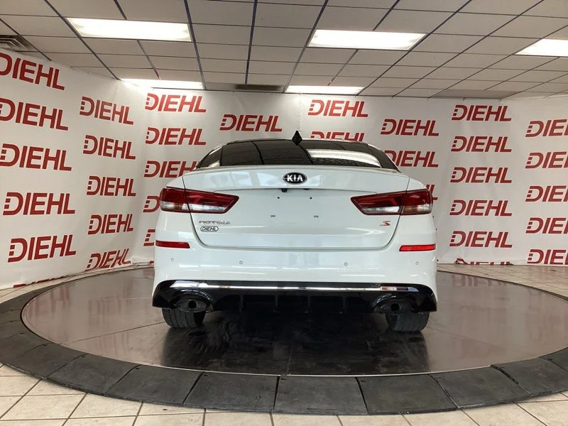 Used 2020 White Kia S image 6