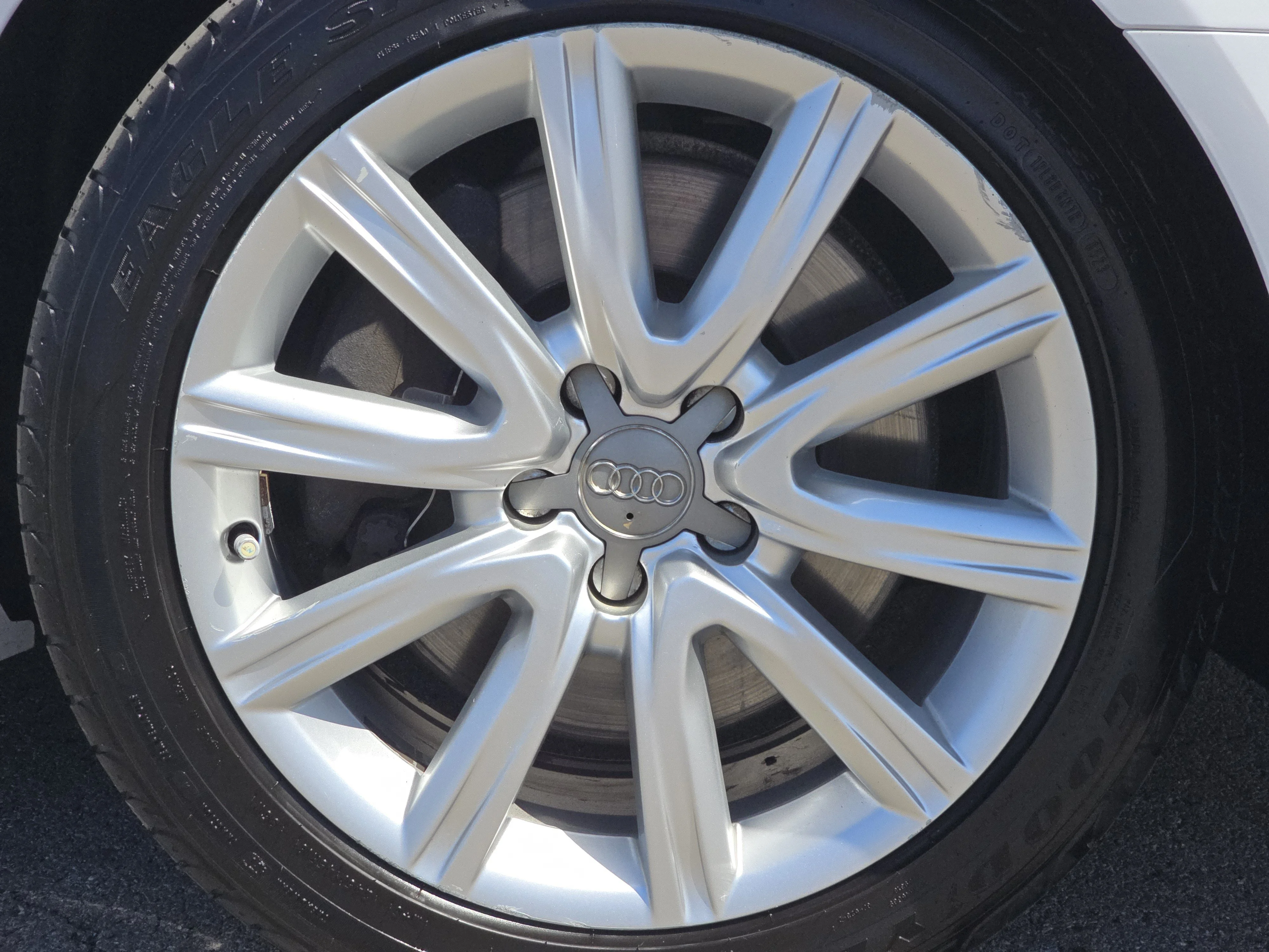 Used 2014 Glacier White Audi 3.0L TDI Prestige image 14