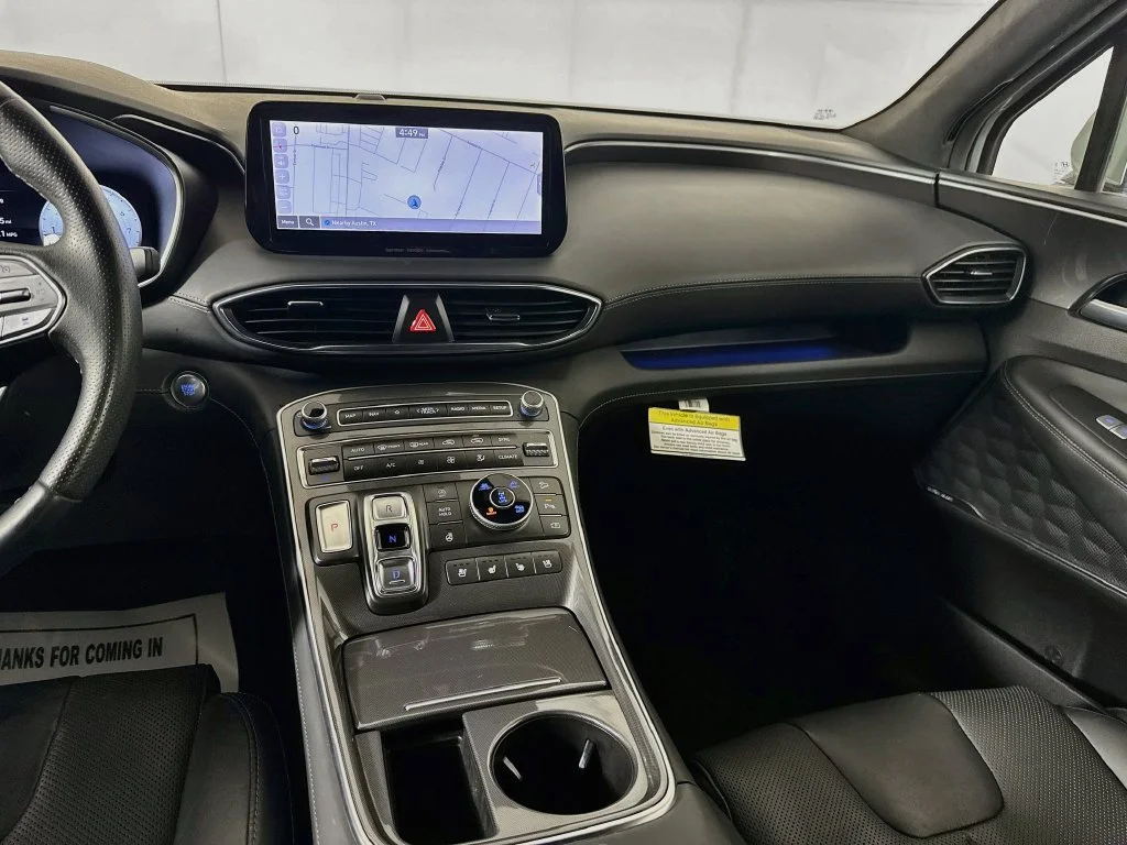 Used 2023 Silver Hyundai Calligraphy image 29