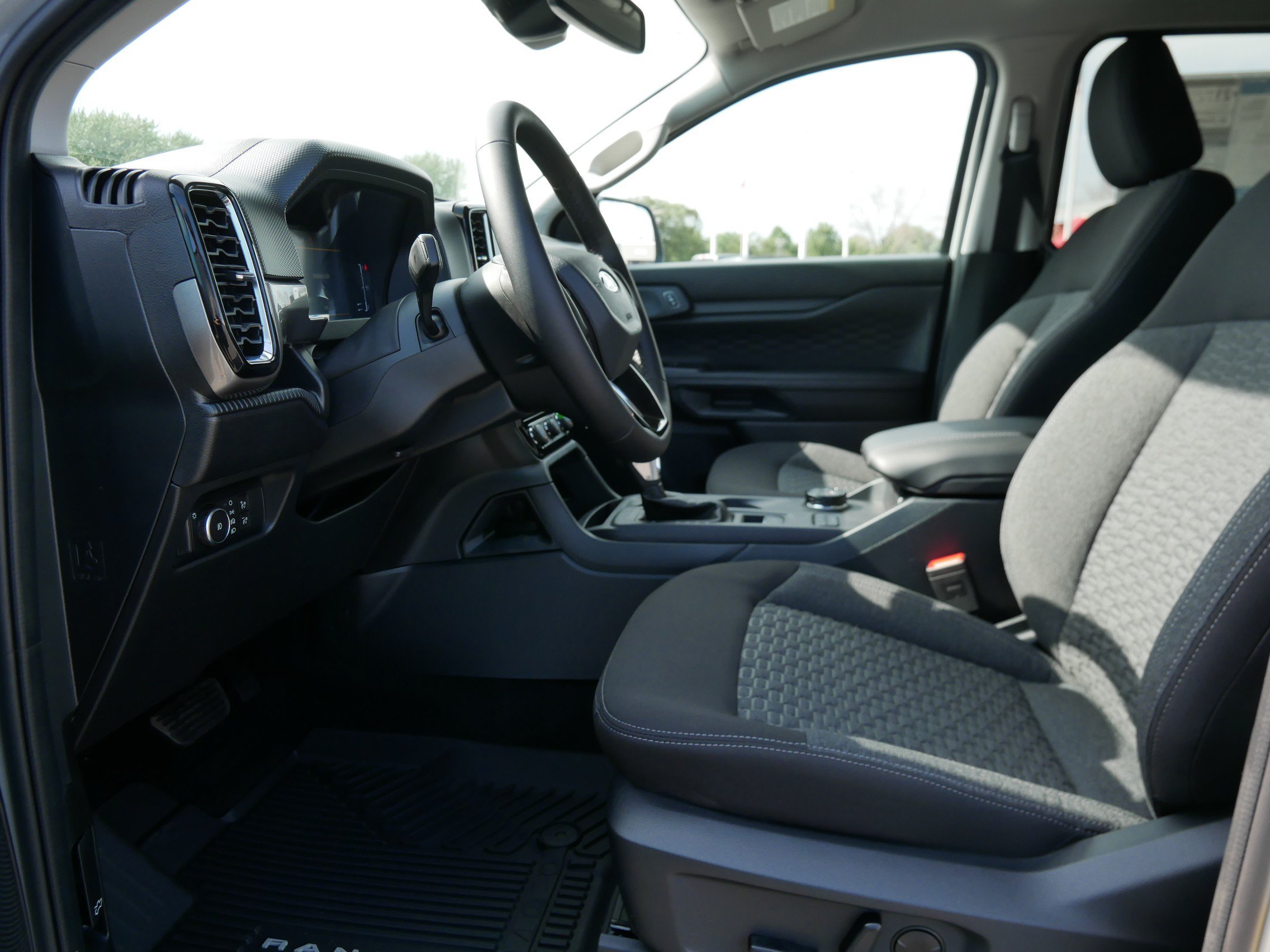 New 2026 Avalanche Ford XLT image 7