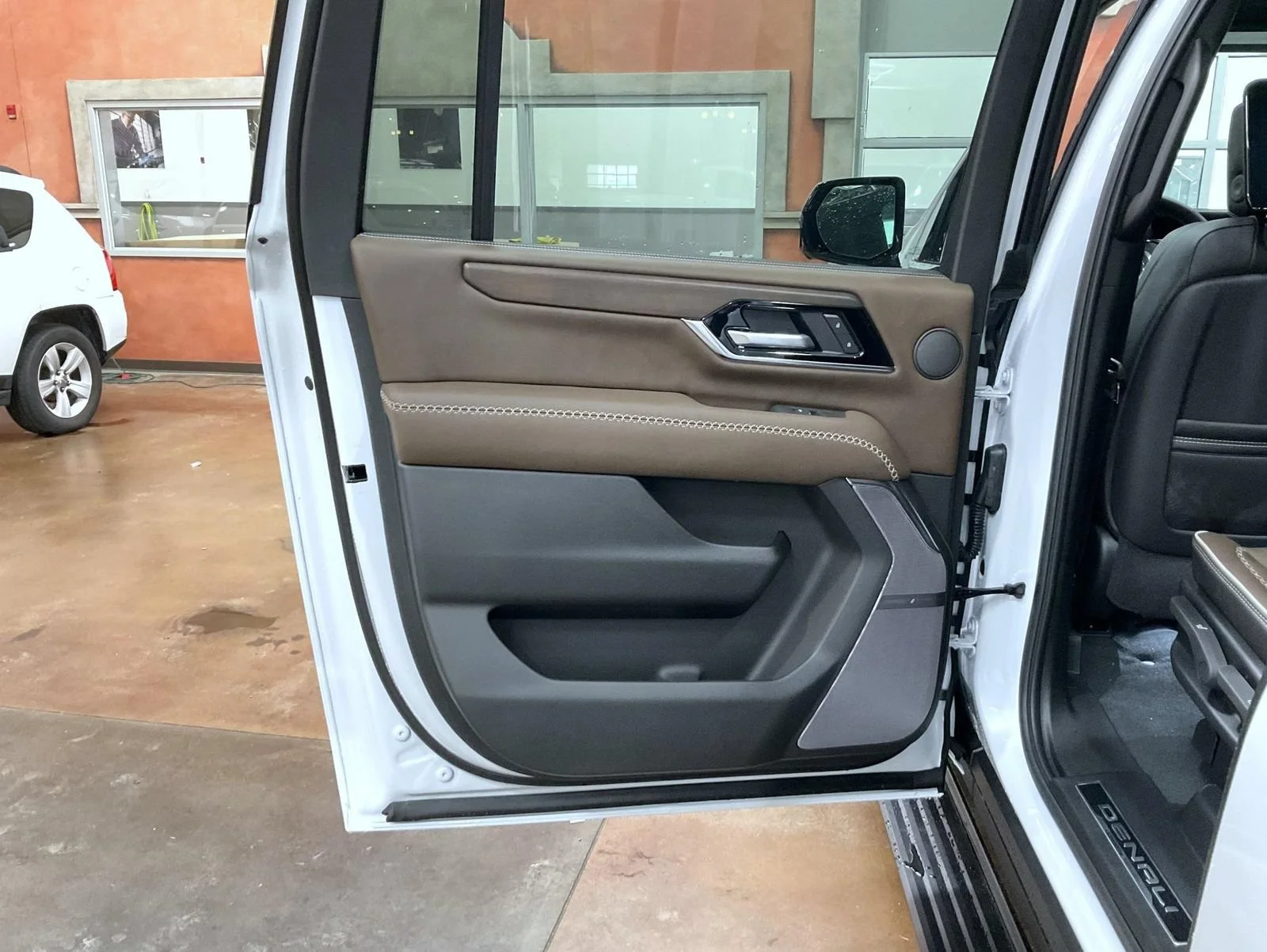 2026 GMC Yukon XL Denali Ultimate - Photo 22