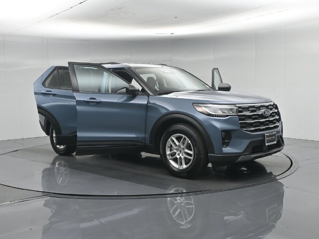New 2026 Vapor Blue Metallic Ford Active image 35