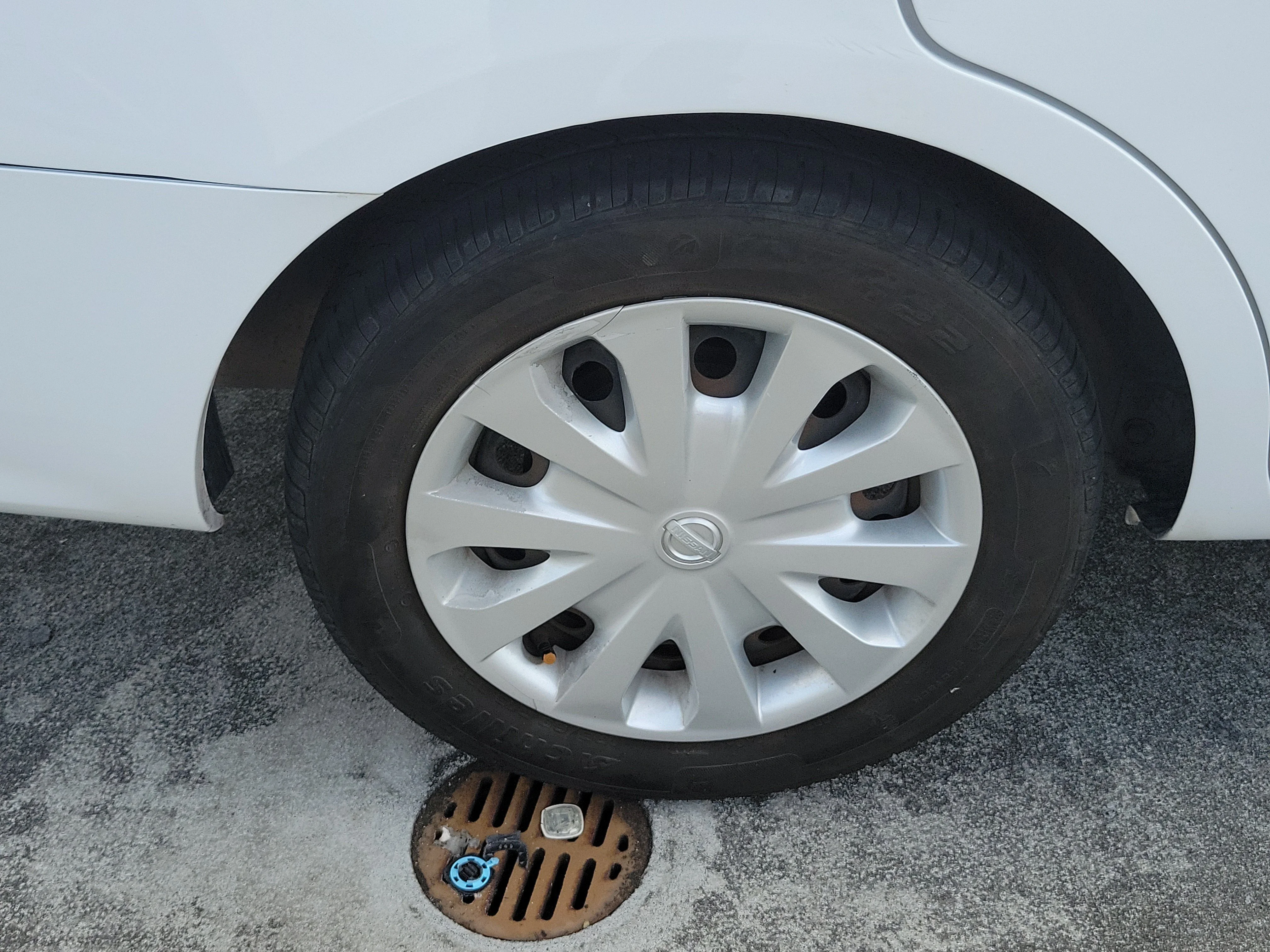 Used 2017 Fresh Powder Nissan 1.6 S Plus image 7