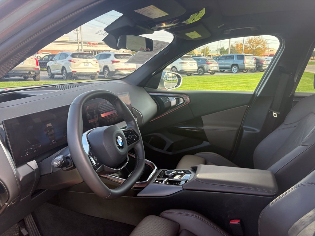 Used 2026 Skyscraper Grey Metallic BMW 30 xDrive image 5