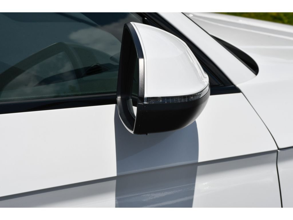 Used 2025 Whi Audi S line Premium image 30