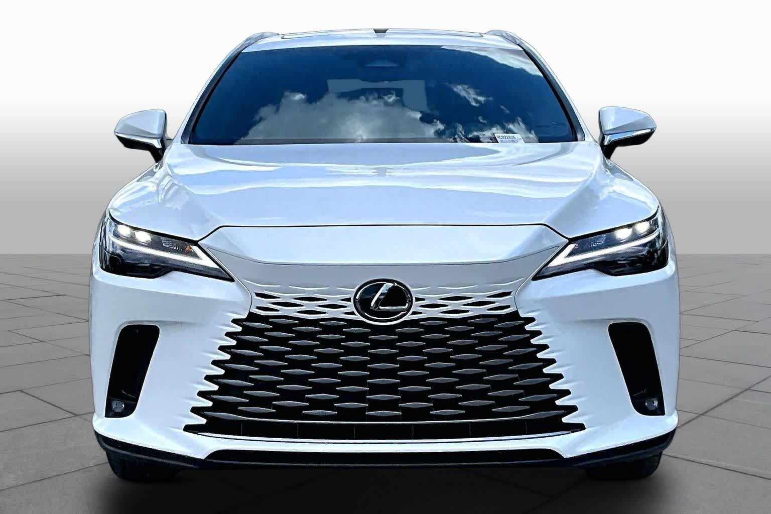 Used 2024 Eminent White Pearl Lexus Premium Plus image 4