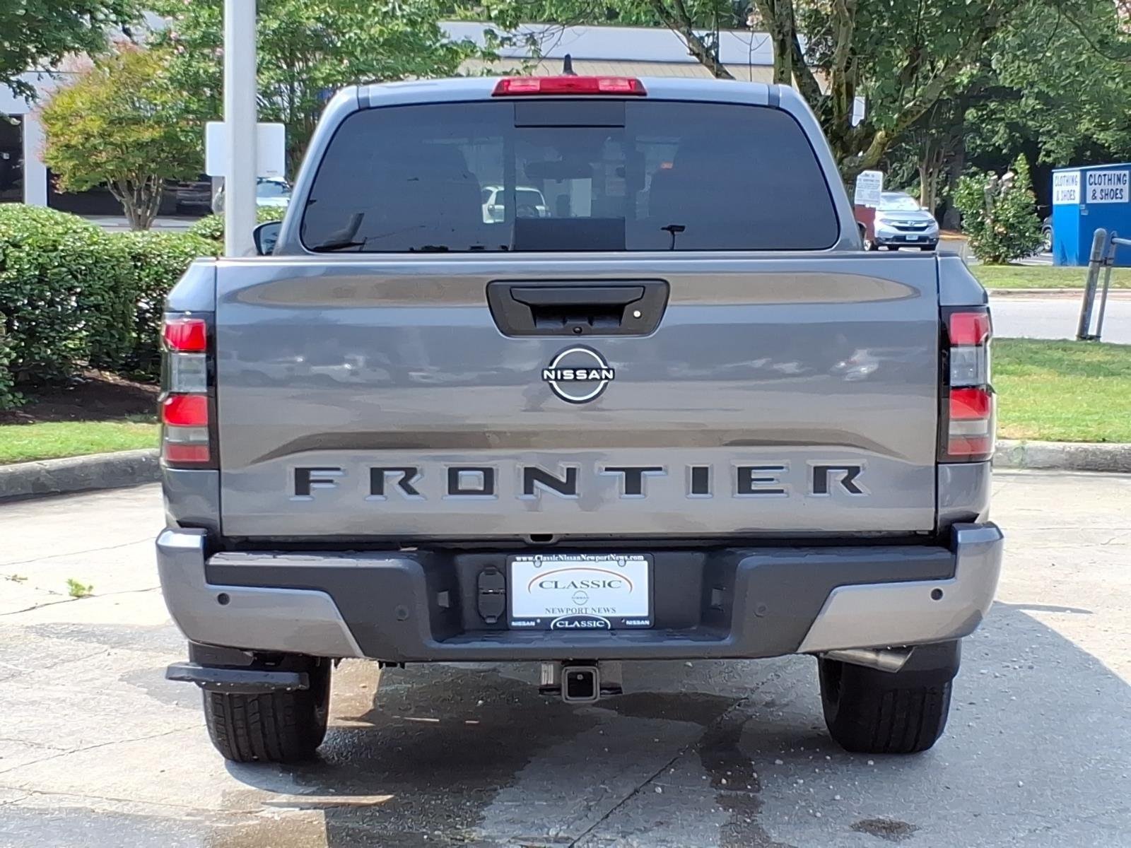 New 2026 Gun Metallic Nissan Crew Cab SV image 8