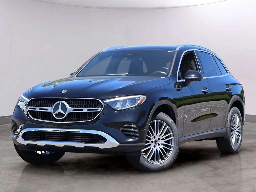 New 2026 Black Mercedes-Benz GLC 300 image 1