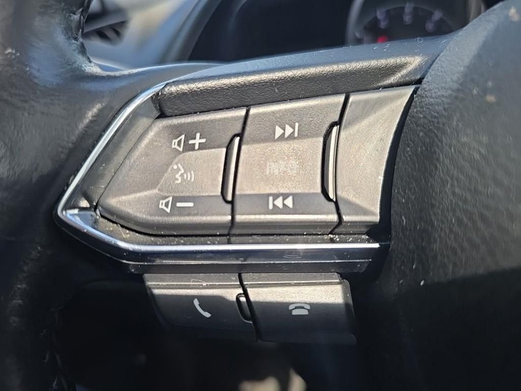 Used 2018  Mazda Grand Touring image 12