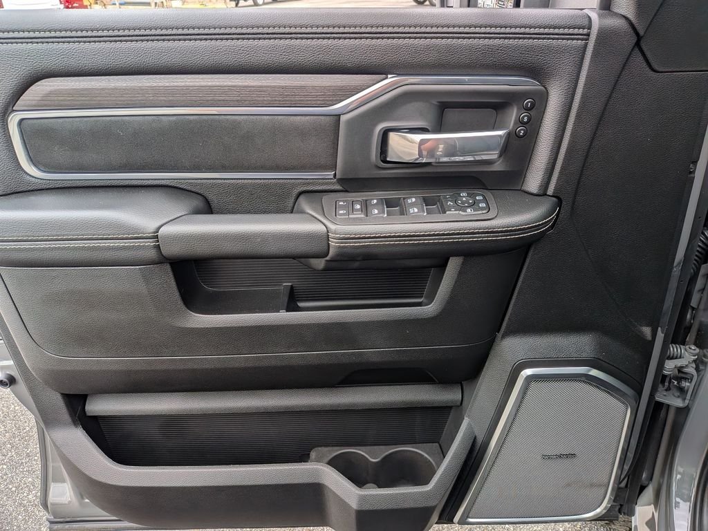 New 2026 Ceramic Gray Clear-Coat Exterior Paint RAM Laramie image 31