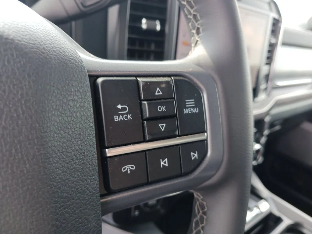 Used 2026 Red Ford Lariat image 37
