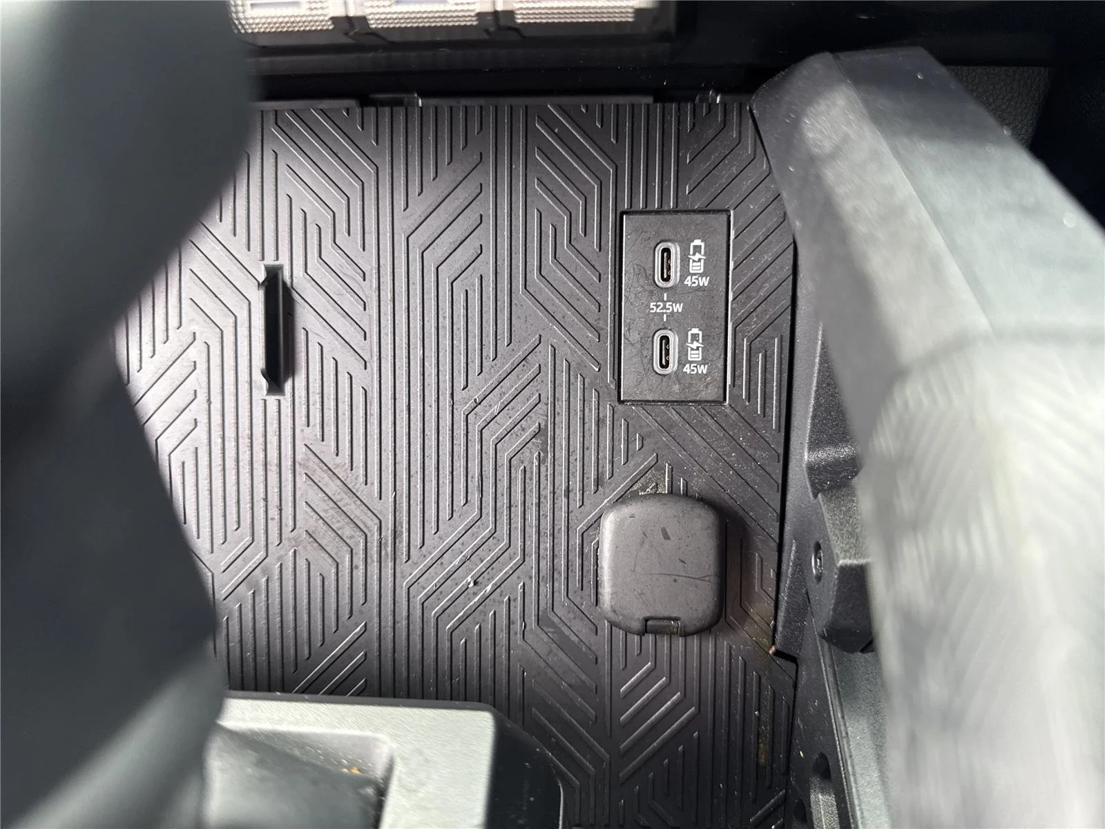 Used 2025 Ice Cap Toyota SR5 image 28