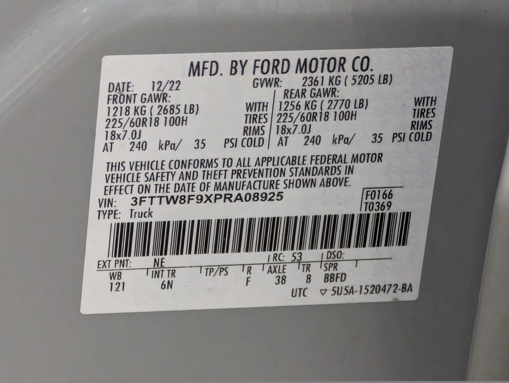 Certified Used 2023 Cactus Green / Gray Ford Lariat image 26