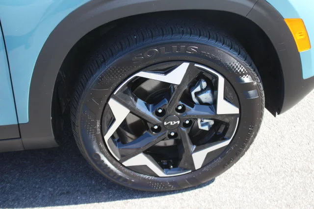 Used 2026 Blue Kia S image 36