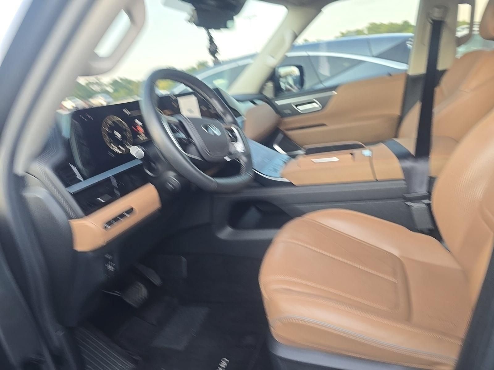 Certified Used 2025  INFINITI SENSORY image 12