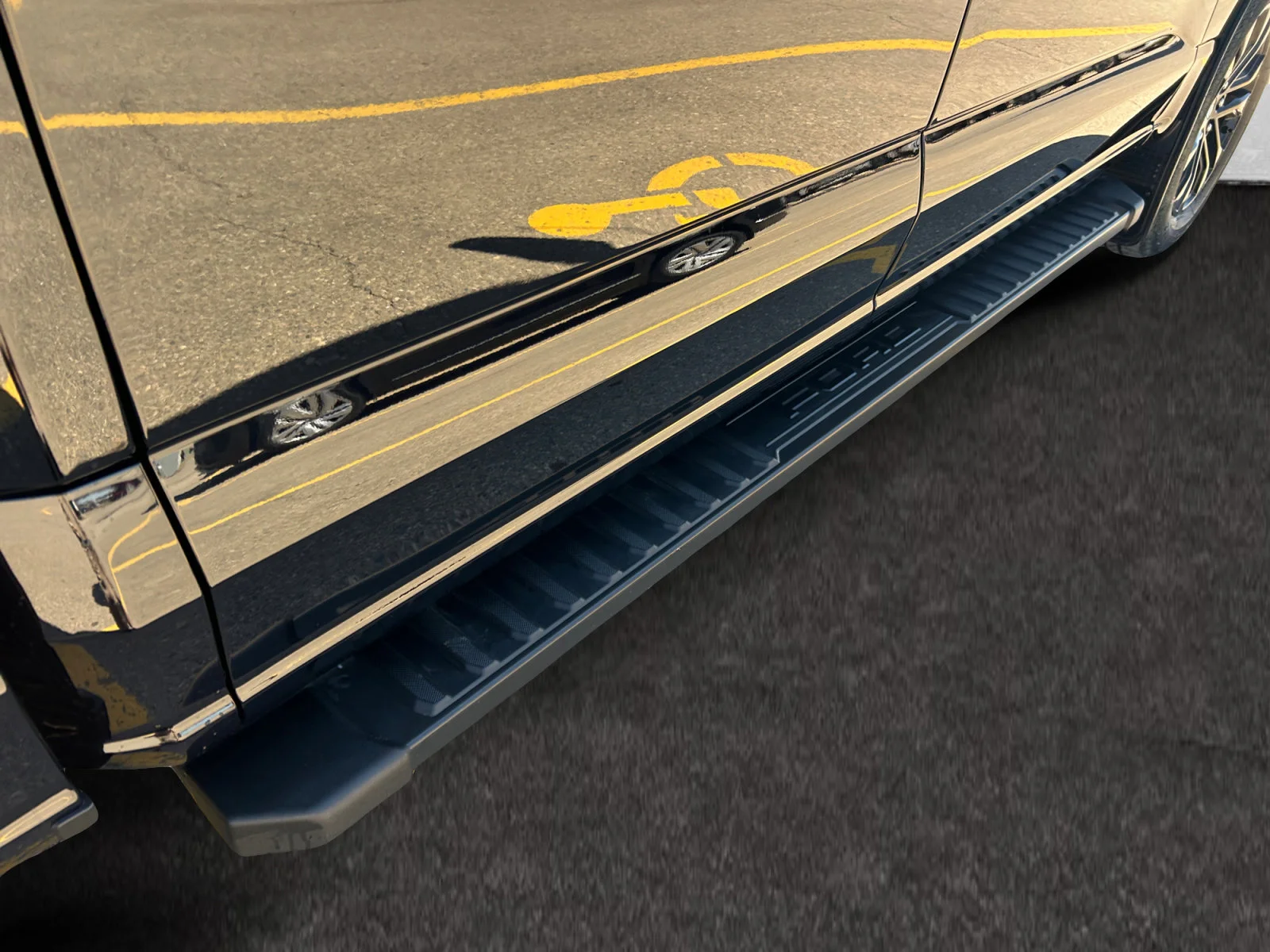 New 2026 Agate Black Metallic Ford Lariat image 11