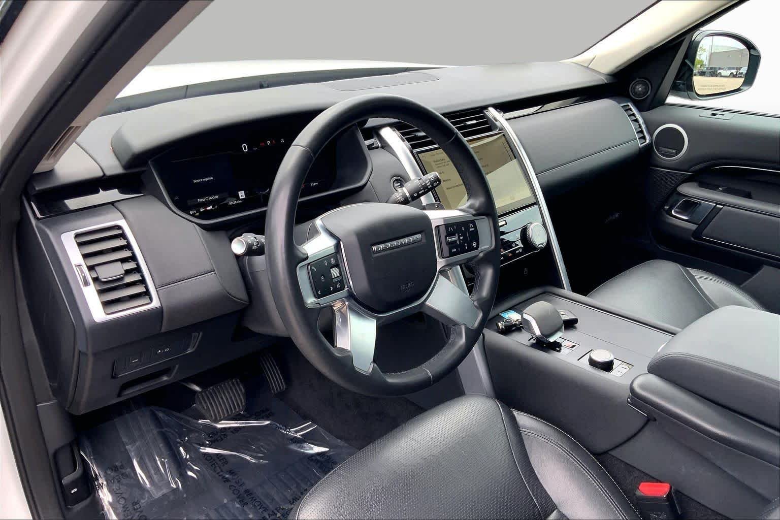 Used 2024 Fuji White Land Rover S image 18