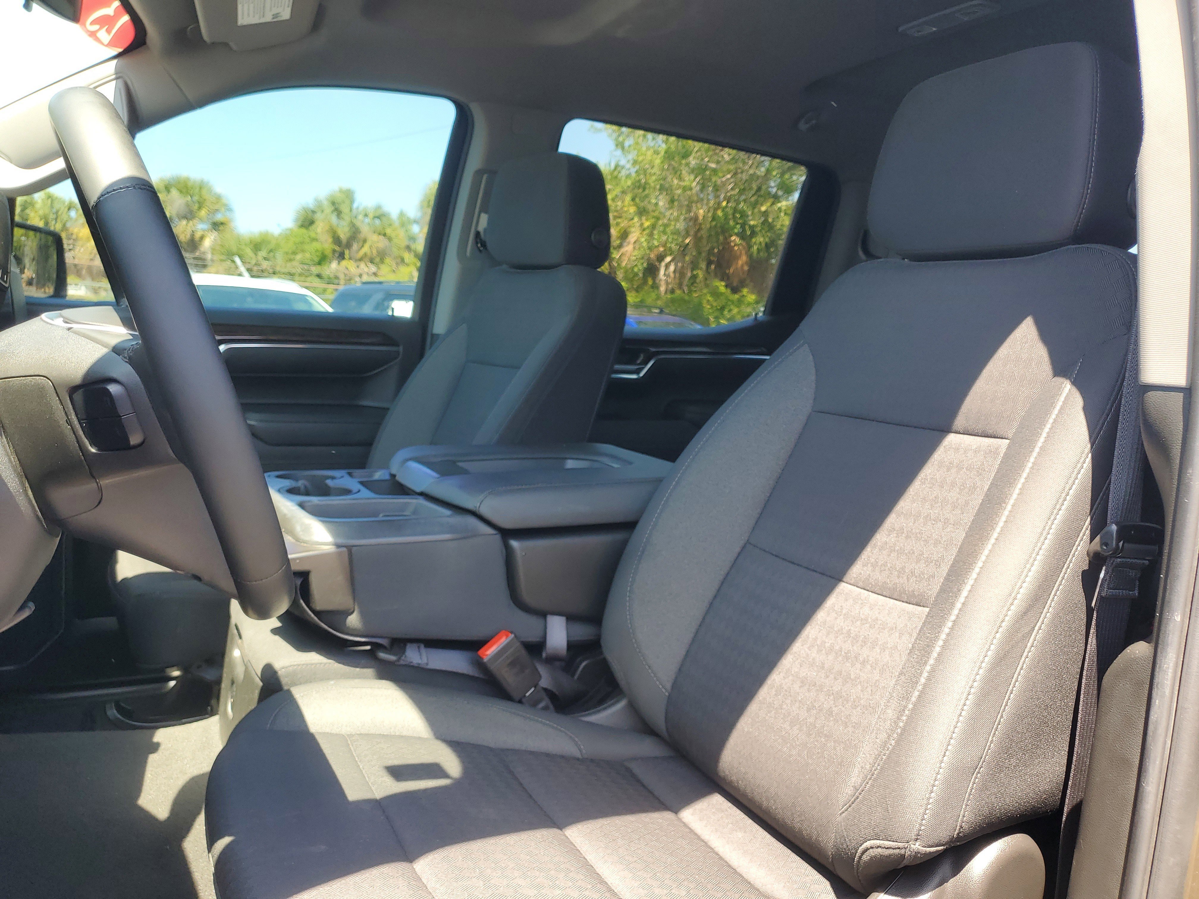 Used 2023 Deep Bronze Metallic GMC Elevation image 18