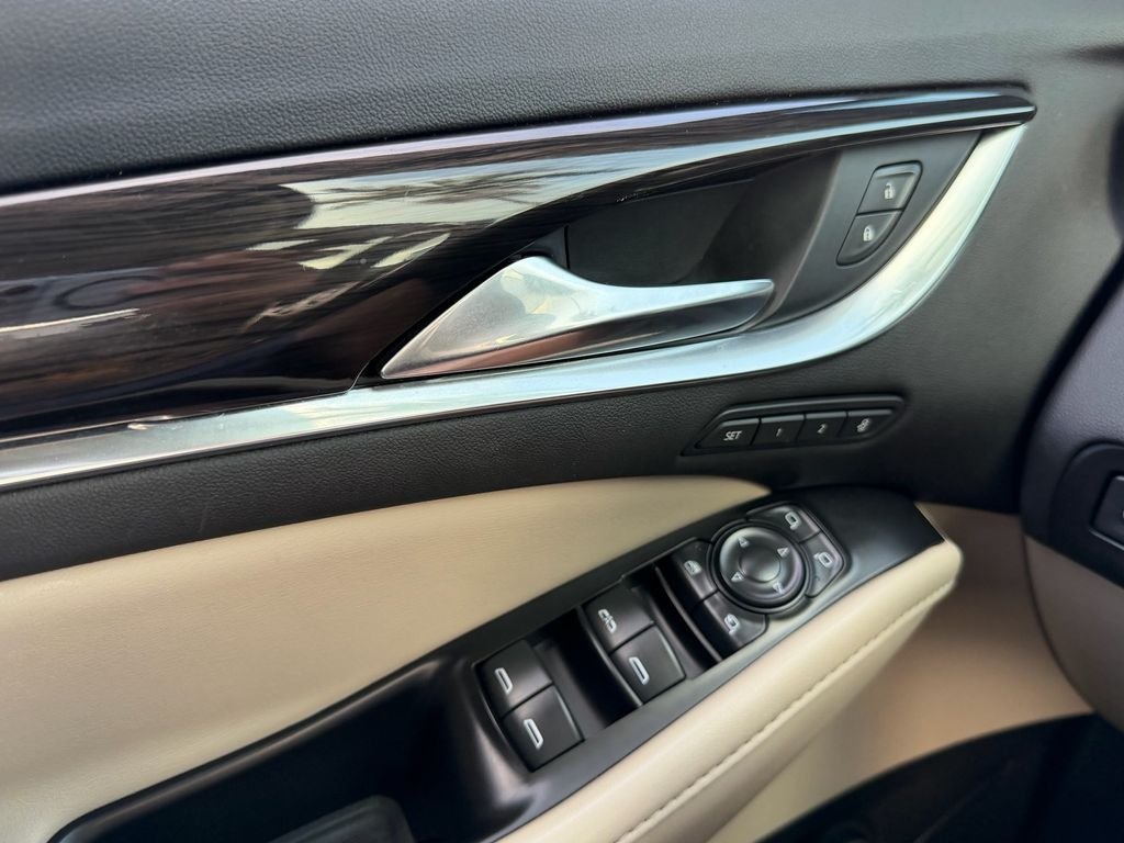 Used 2021 White Buick Premium Group image 27