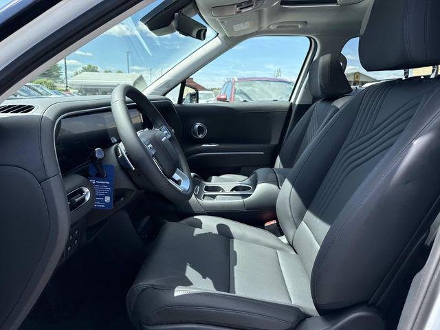 New 2026 White Hyundai SEL Premium AWD image 14