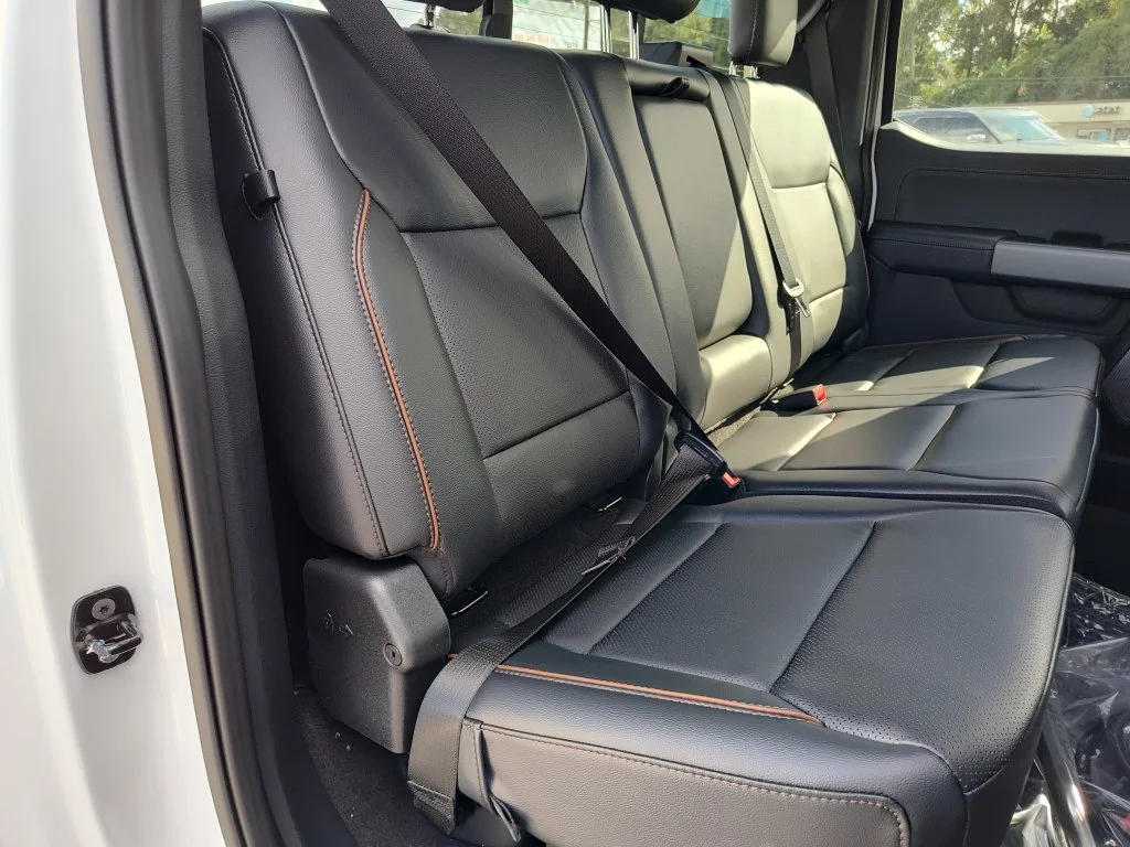 New 2026 Oxford White Ford F-250® Lariat® image 14