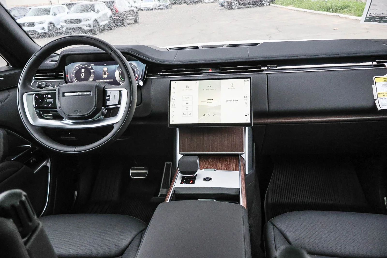 2025 Land Rover Range Rover SE - Photo 21