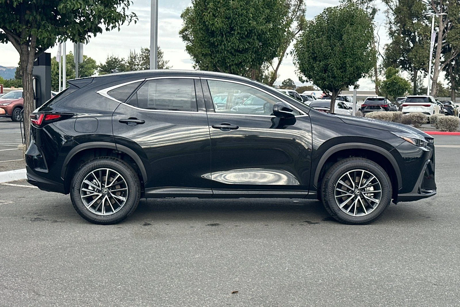 New 2026 Caviar Lexus NX 450h+ PREMIUM AWD image 3