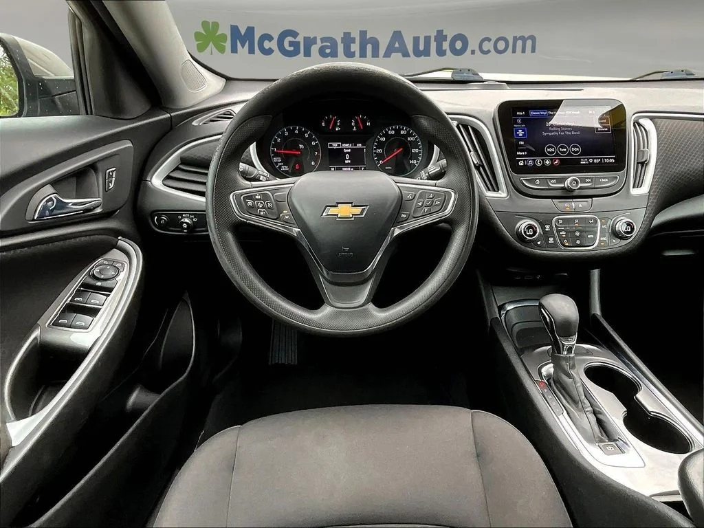 Used 2023 Gray Chevrolet LT image 11