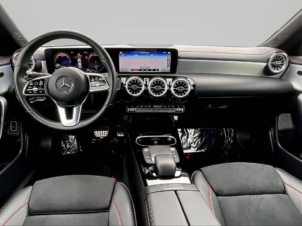 Used 2023 Silver Mercedes-Benz CLA 250 image 7
