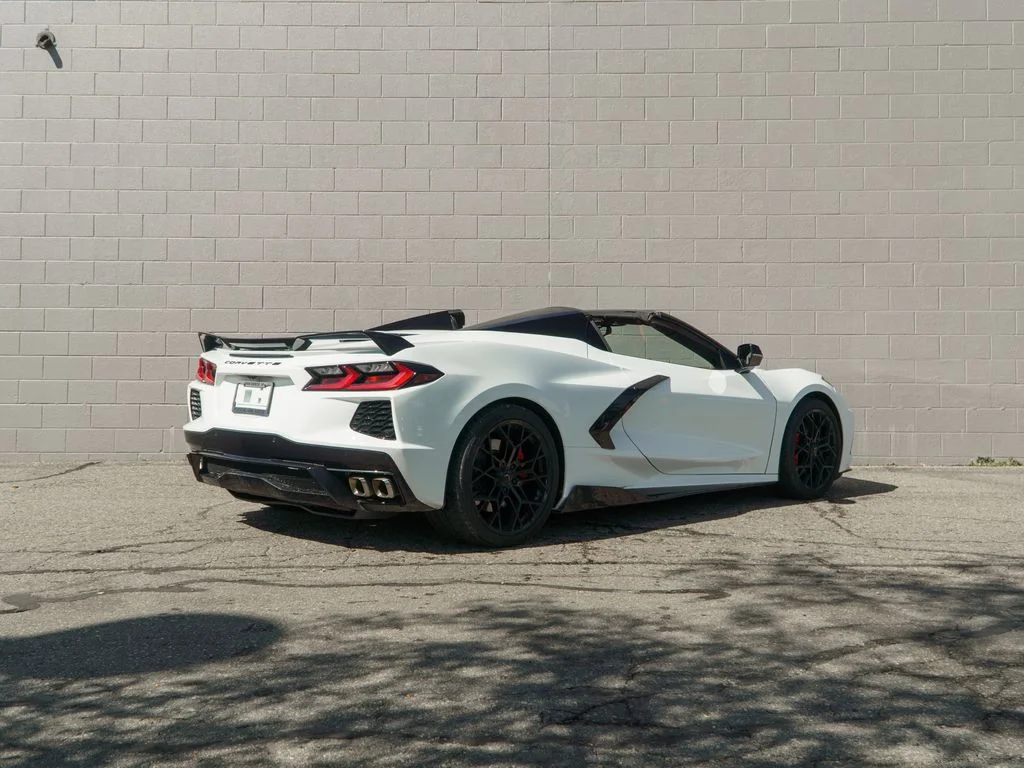 Used 2023 Arctic White Chevrolet Stingray image 7