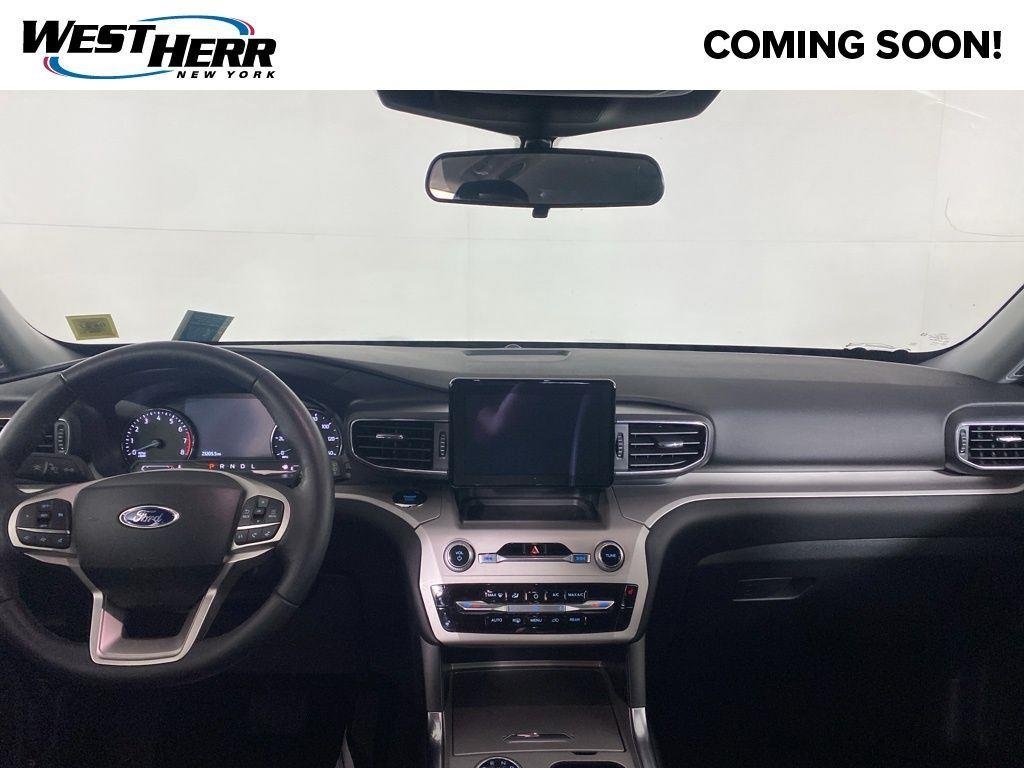 Used 2024 Silver Metallic Ford XLT image 20