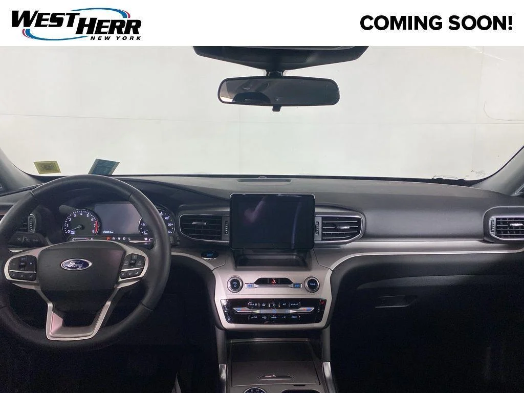 Used 2024 Silver Metallic Ford XLT image 20