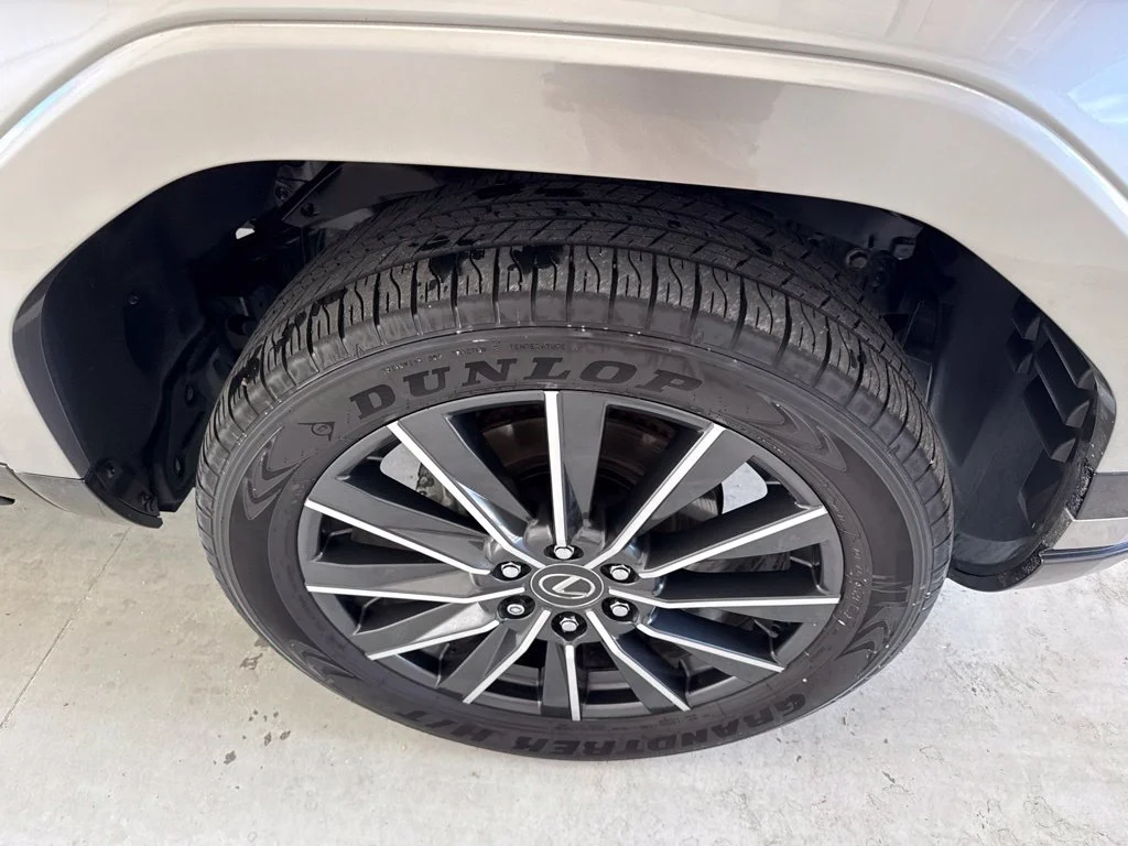 Used 2025 Silver Lexus 550 Luxury+ image 2