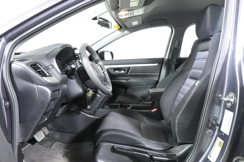Used 2018 Gray Honda LX image 3