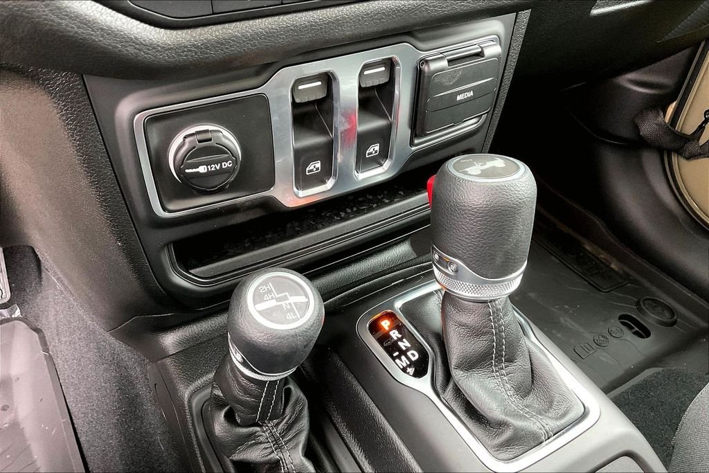 New 2026 Jeep Wrangler Sport 2D Sport Utility