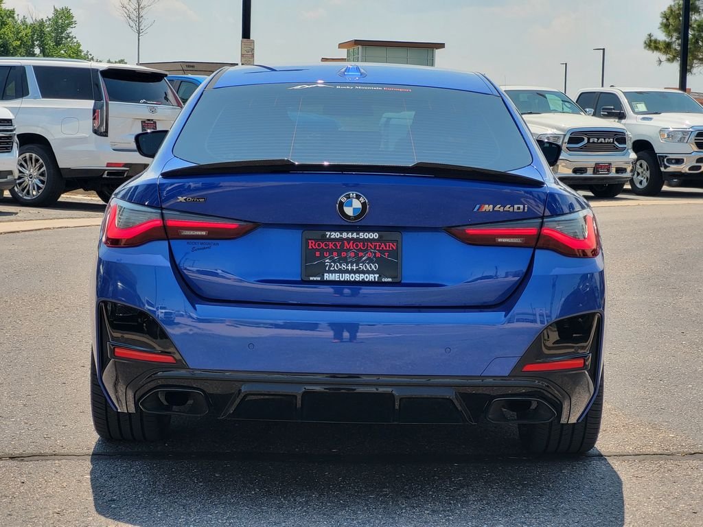 Used 2022 Blue BMW M440i xDrive image 5