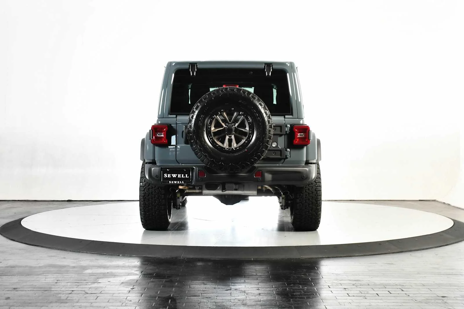 Used 2025 Anvil Clearcoat Jeep Rubicon 392 Final Edition image 5