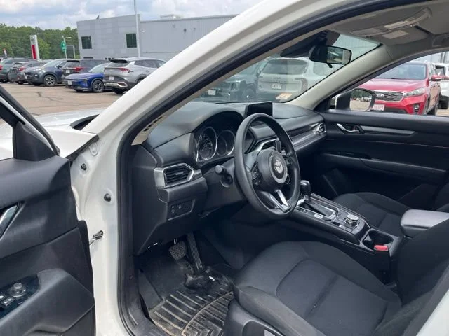 Used 2017 Snowflake White Pearl Mica Mazda Sport image 11