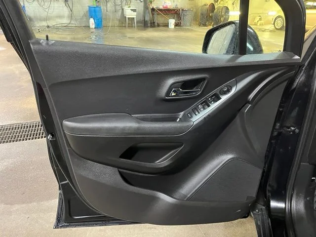 Used 2017 Black Chevrolet LT image 12