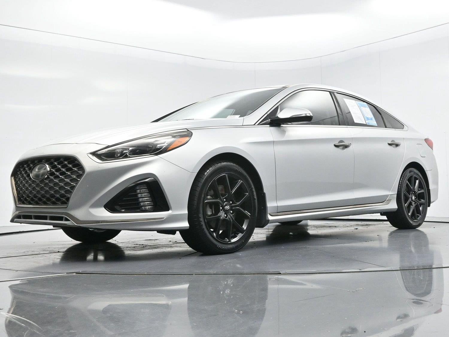 Used 2019 Symphony Silver Hyundai Limited image 51