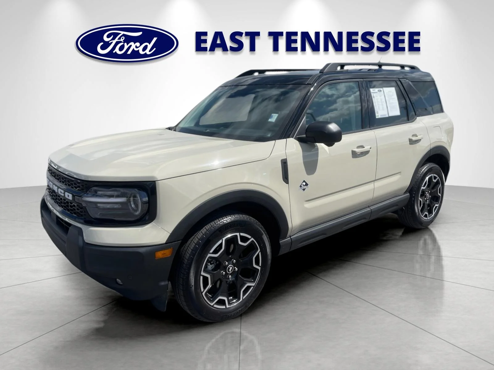 Used 2025 Beige Ford Outer Banks image 7