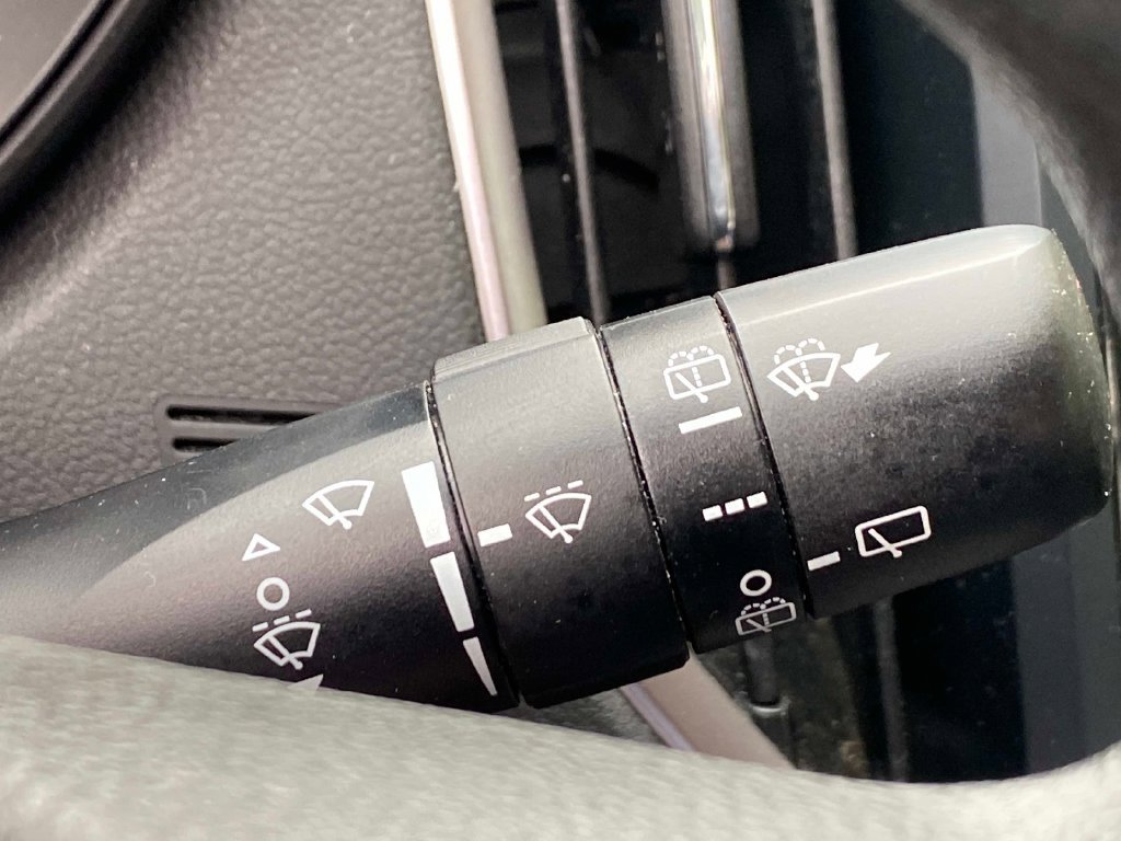 Used 2020 Gray Subaru Base image 19