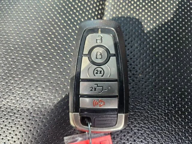 Used 2019 White Ford Raptor image 29