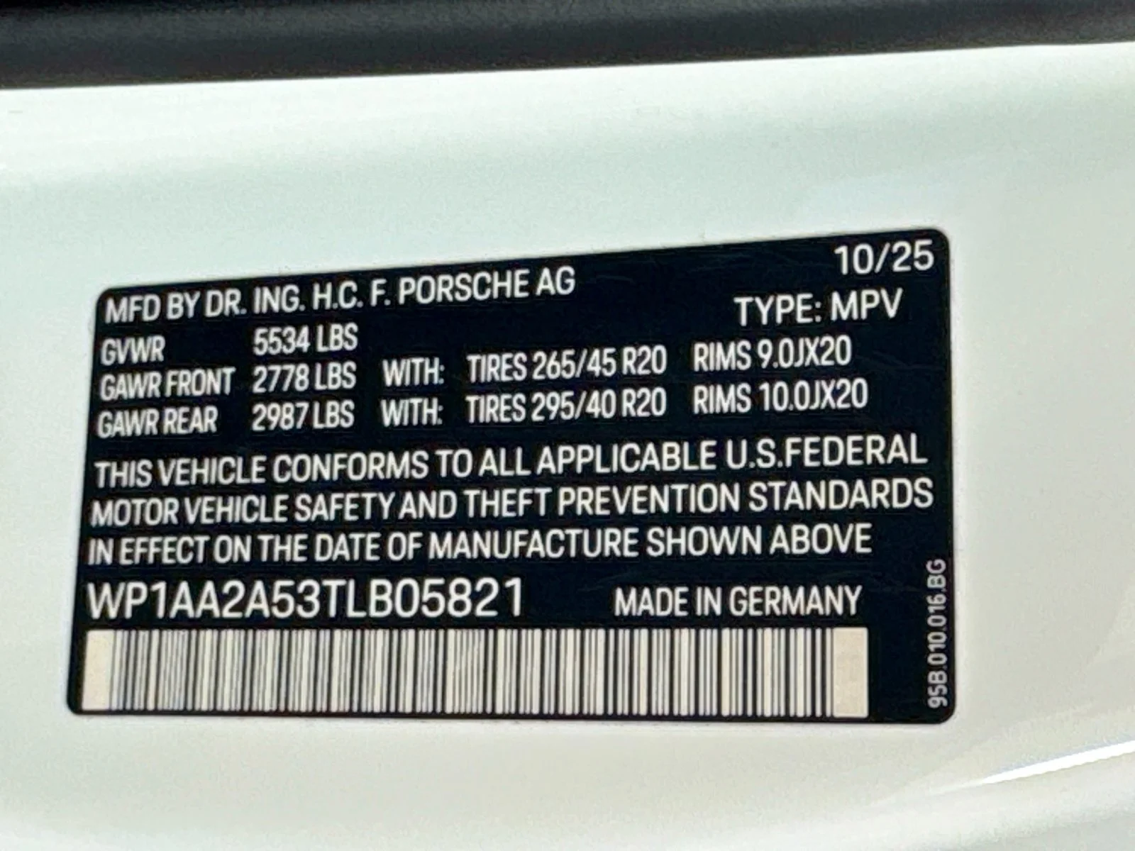 Certified Used 2026 White Porsche  image 27