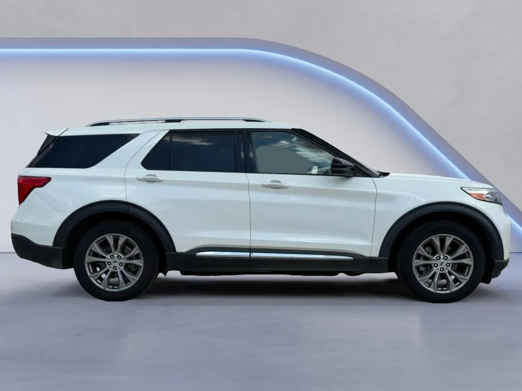 Used 2022 Star White Metallic Tri-Coat Ford Limited image 7